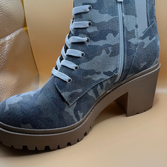 Torrid Canvas Camo Lug Hiker Boots - Picture 3 of 8